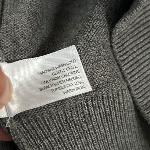 Old‎ Navy Mens XL Gray Argyle Diamond Pullover V Neck 100% Cotton Sweater - Picture 6 of 6